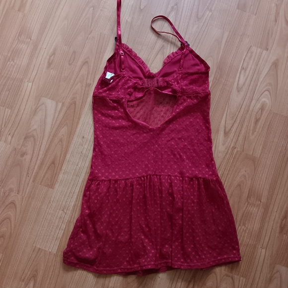 Jessica Simpson  Babydoll  Red Sheer Micro Heart Keyhole on The Back Y2K Goth - Picture 5 of 9